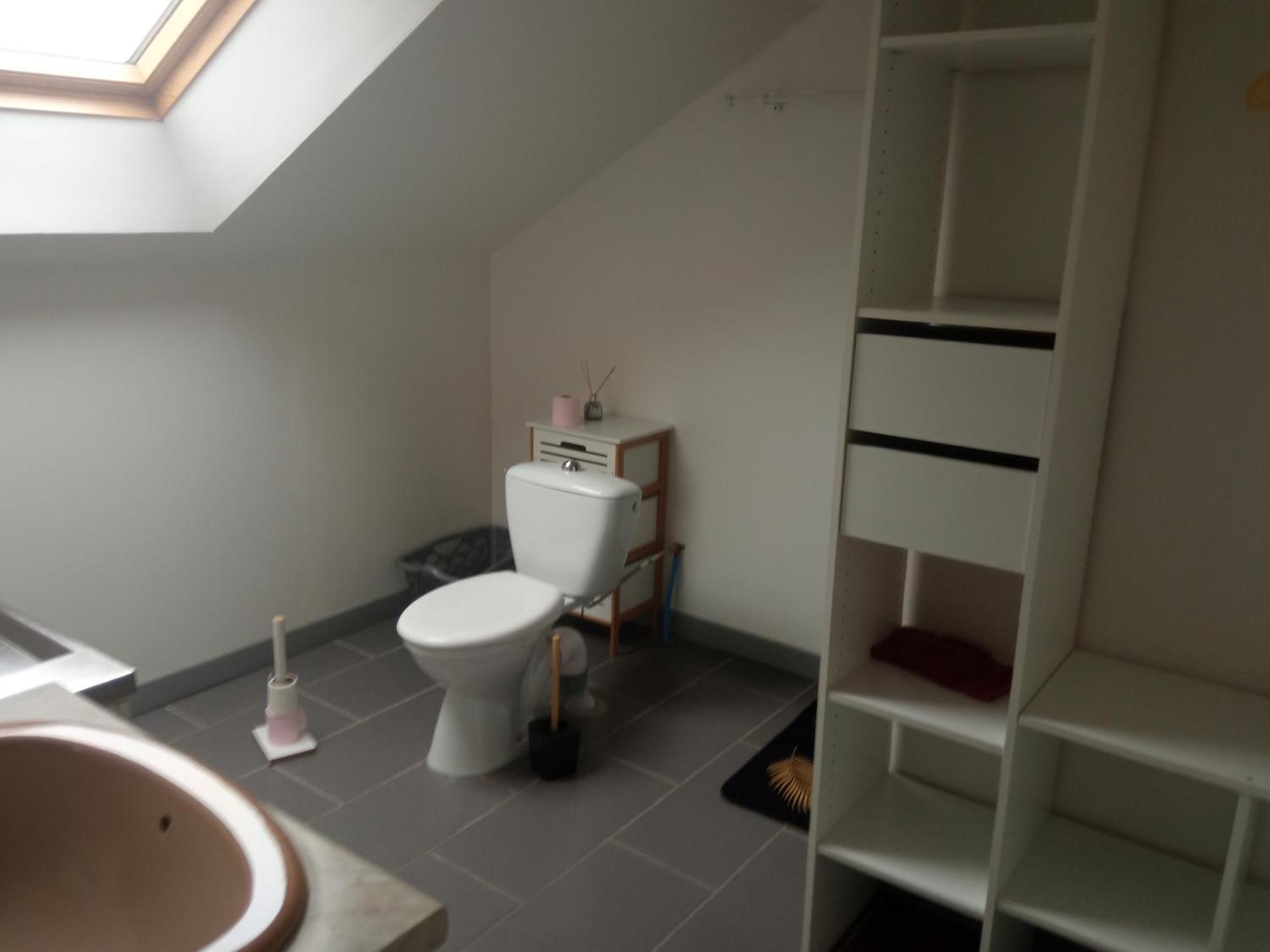 L'Esteve Coulogne Luaran gambar